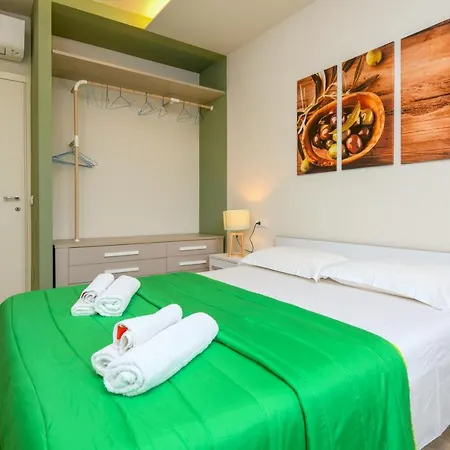 Gardagate - Casa Giorgio Hotel apartamentowy *